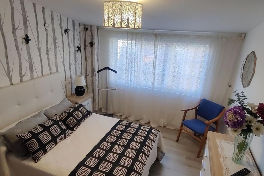 Apartmán Atico En Museo Fotografico Muxia Exteriér fotografie